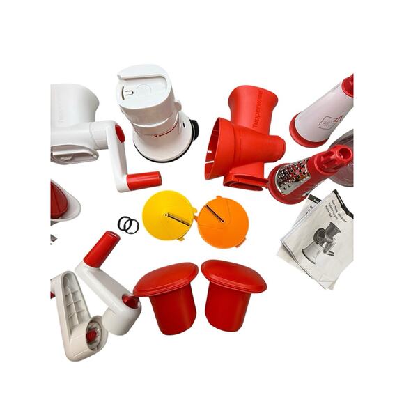 Tupperware Systems Fusion Master Base & Attachments Accessories Grater Shredder - Picture 1 of 5